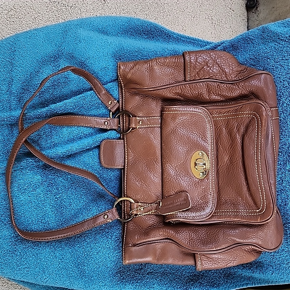 Chaps vintave Shoulder Bag Brown leather used